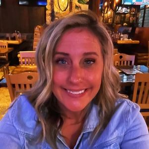 Meet your Posher, Christy